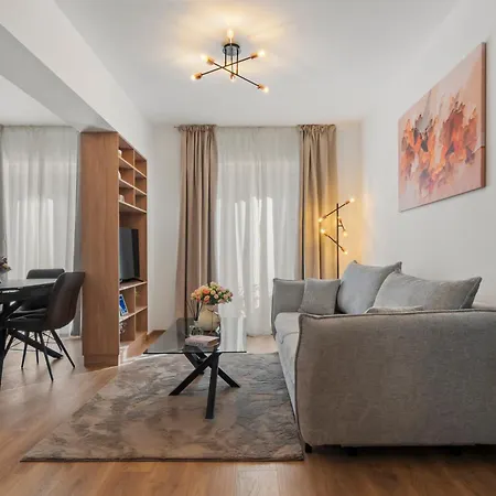 Seven Cozy Апартаменти *